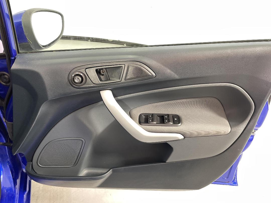 Photo '15' of Ford Fiesta Photo '15' of Ford Fiesta