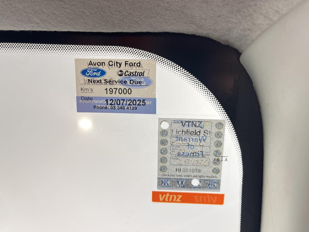 Photo '28' of Ford Fiesta