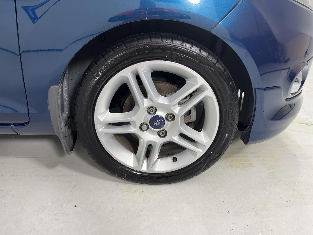 Photo '9' of Ford Fiesta