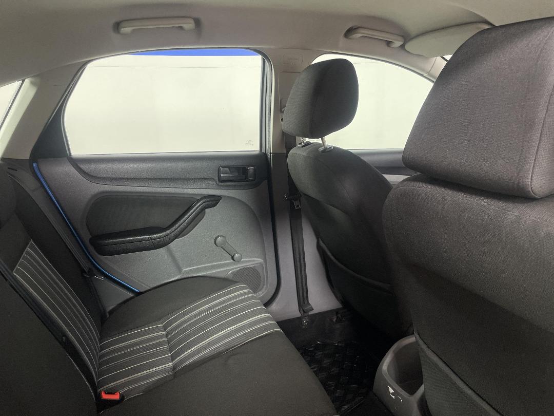 Photo '20' of Ford Focus Photo '20' of Ford Focus