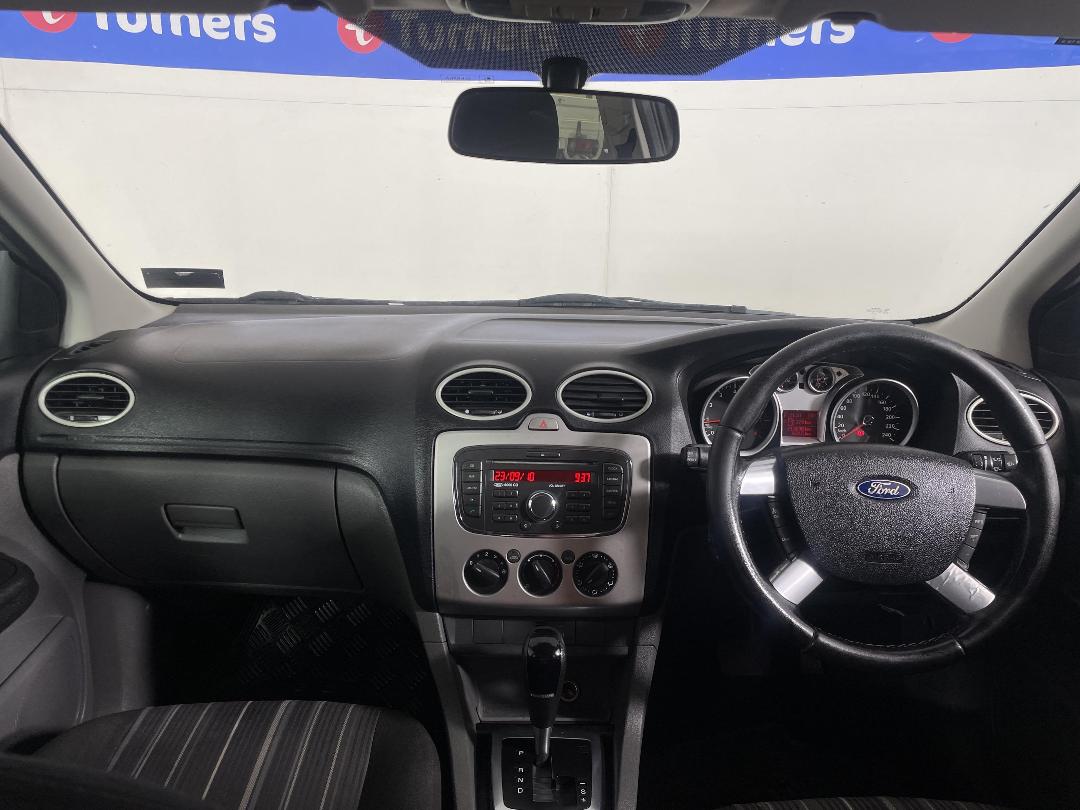 Photo '17' of Ford Focus Photo '17' of Ford Focus