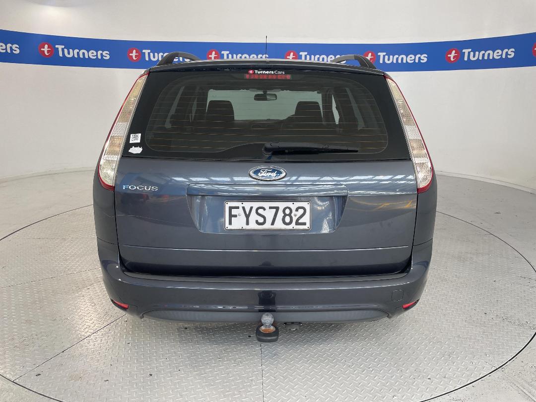 Photo '6' of Ford Focus Photo '6' of Ford Focus