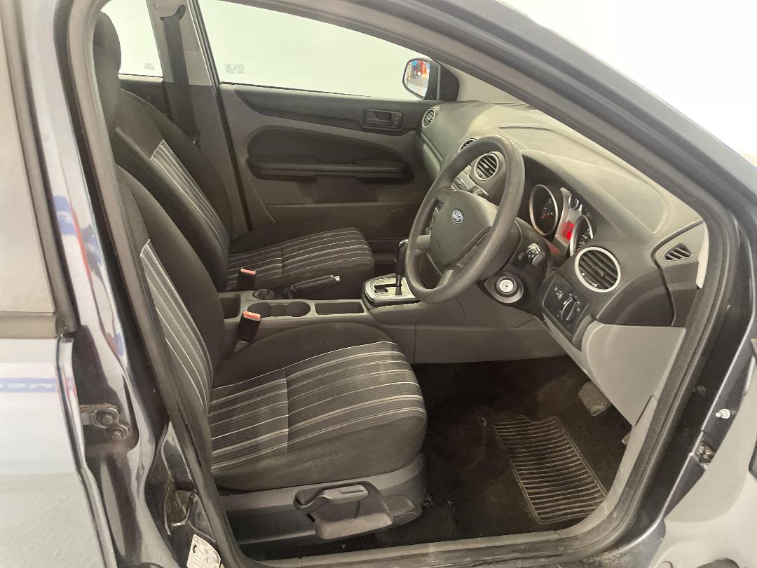 Photo '16' of Ford Focus Photo '16' of Ford Focus