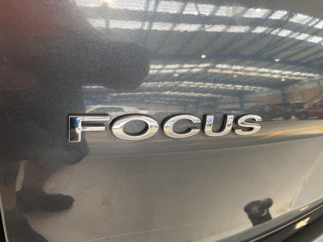 Photo '32' of Ford Focus Photo '32' of Ford Focus