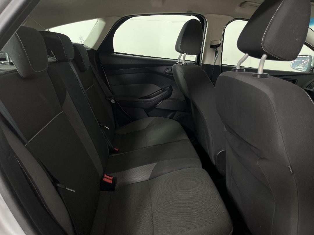 Photo '20' of Ford Focus