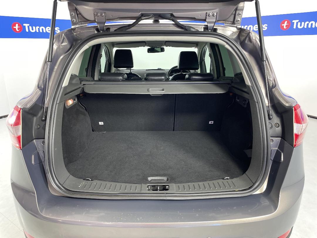 Photo '14' of Ford Kuga Photo '14' of Ford Kuga