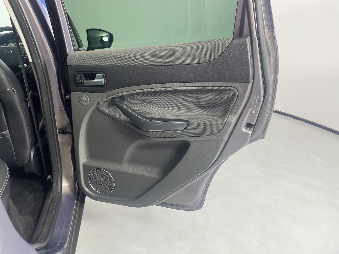 Photo '19' of Ford Kuga Photo '19' of Ford Kuga