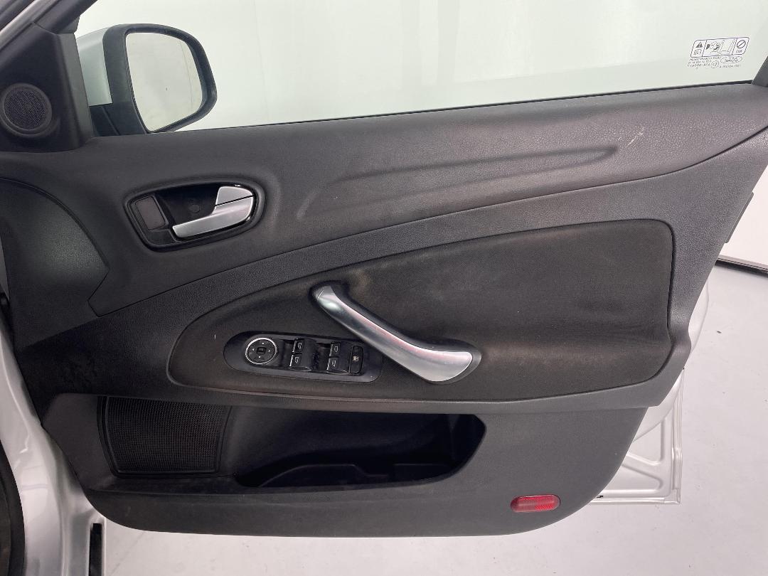 Photo '15' of Ford Mondeo