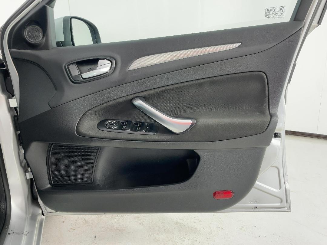 Photo '15' of Ford Mondeo