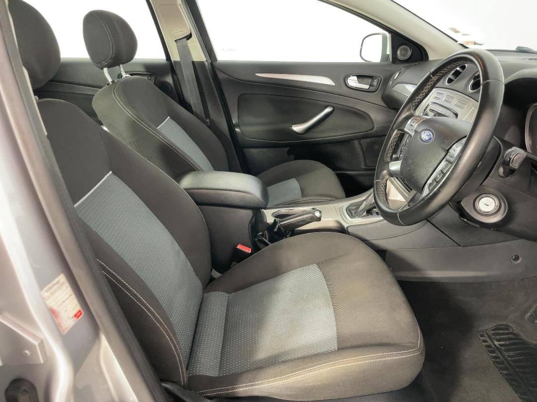 Photo '16' of Ford Mondeo