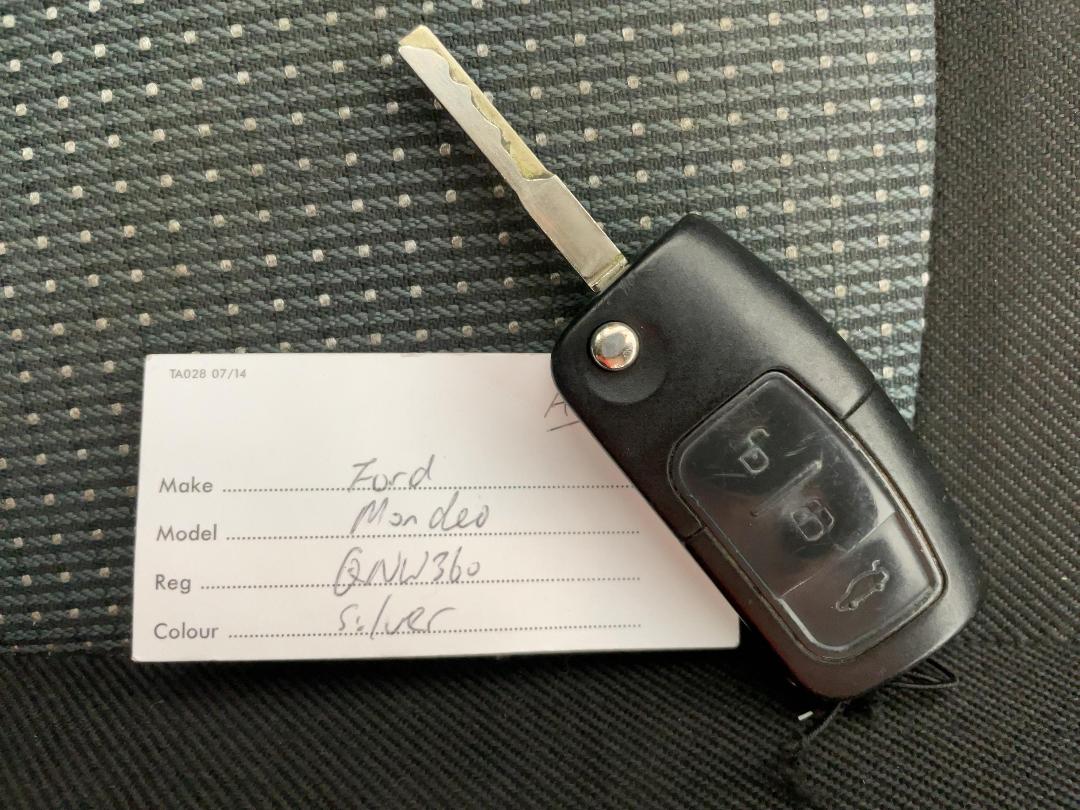 Photo '22' of Ford Mondeo