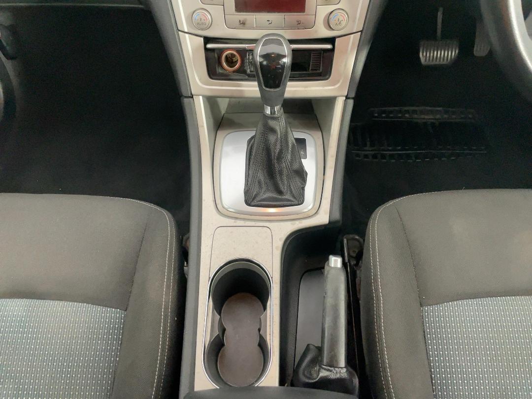 Photo '18' of Ford Mondeo