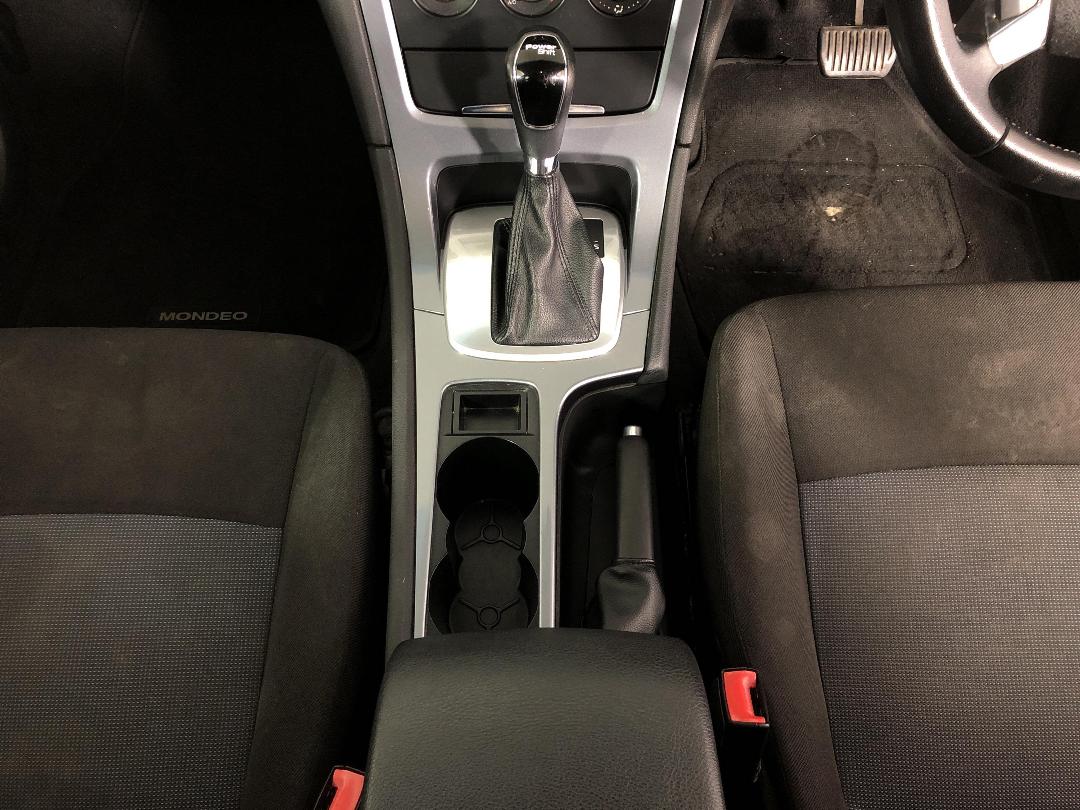 Photo '18' of Ford Mondeo