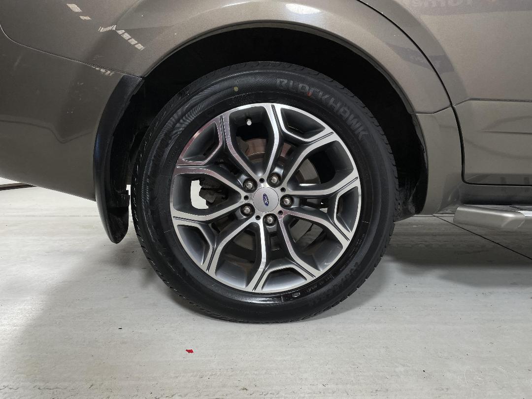 Photo '12' of Ford Territory