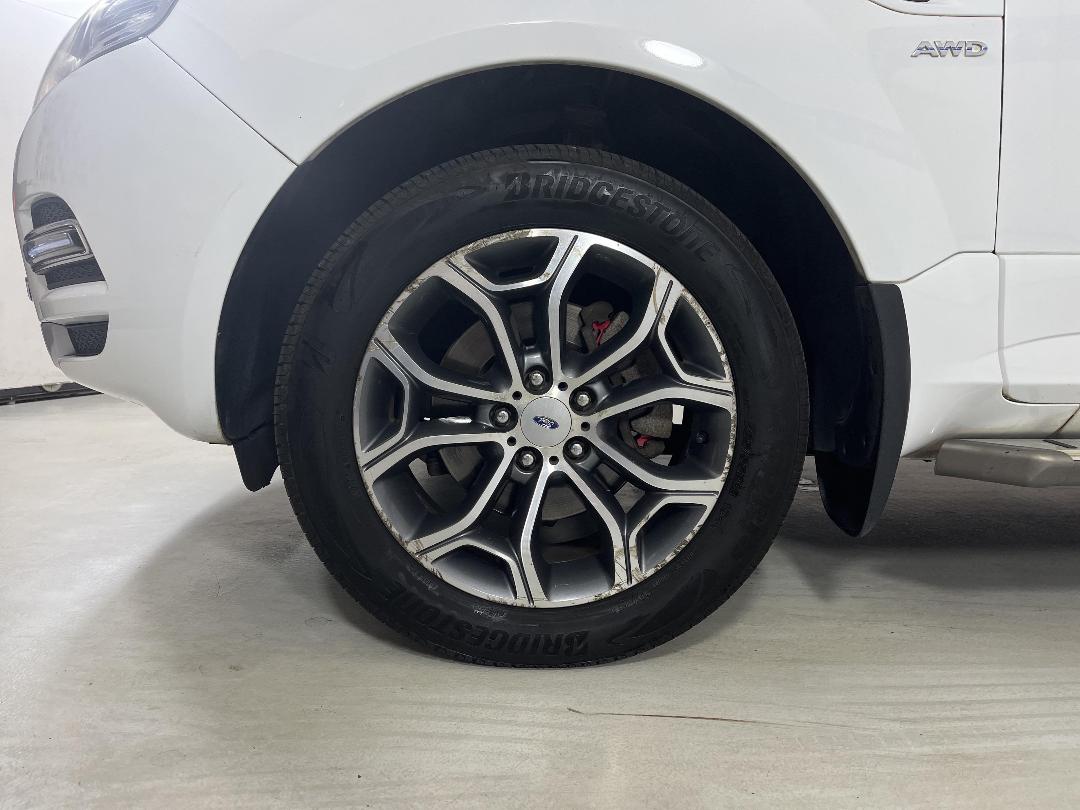 Photo '10' of Ford Territory