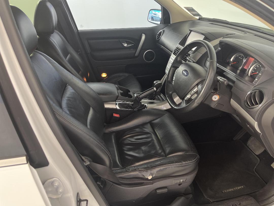 Photo '16' of Ford Territory