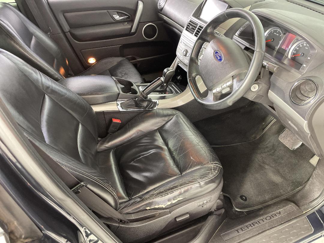 Photo '16' of Ford Territory Photo '16' of Ford Territory