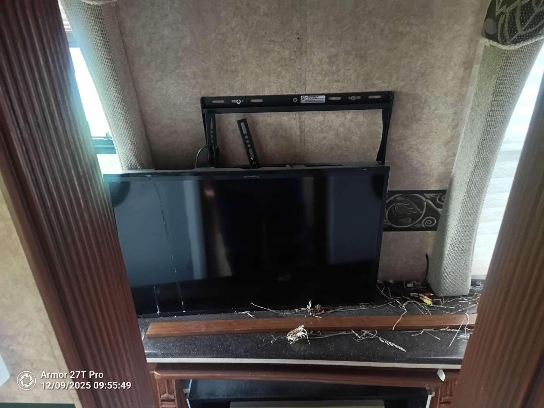 Photo '9' of Heartland Greystone Caravan - Single Photo '9' of Heartland Greystone Caravan - Single