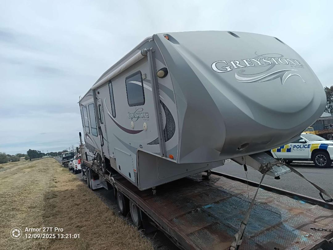 Photo '6' of Heartland Greystone Caravan - Single Photo '6' of Heartland Greystone Caravan - Single