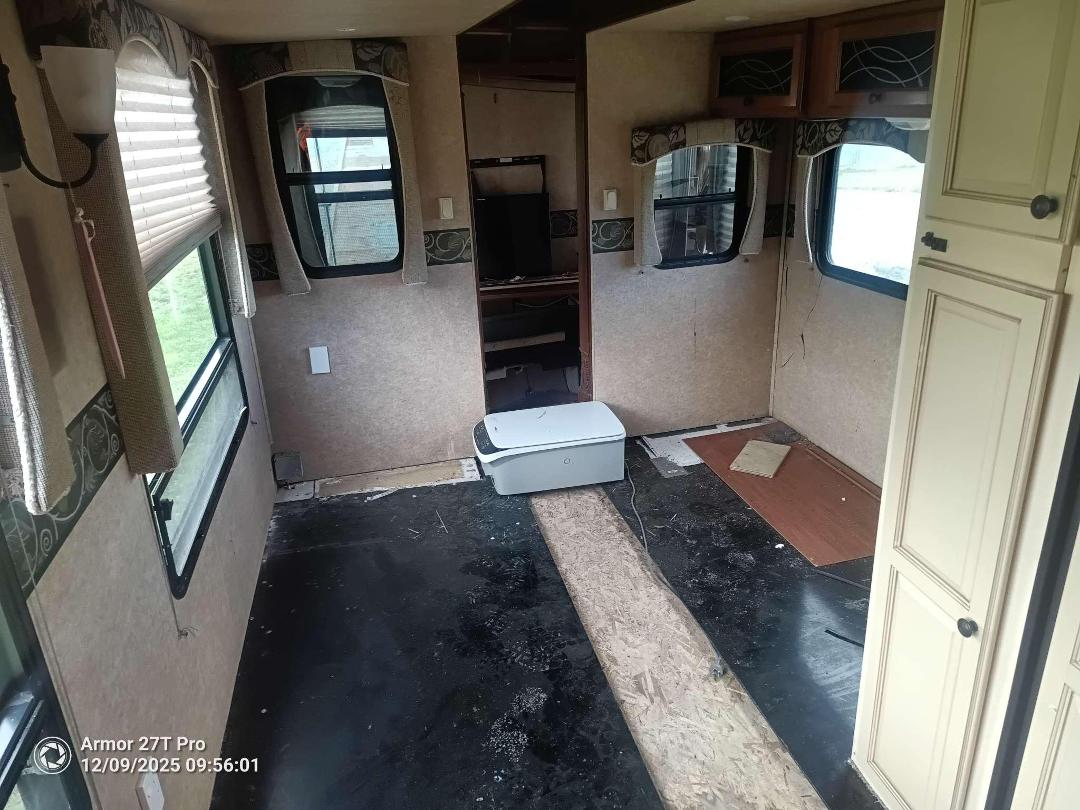 Photo '12' of Heartland Greystone Caravan - Single Photo '12' of Heartland Greystone Caravan - Single