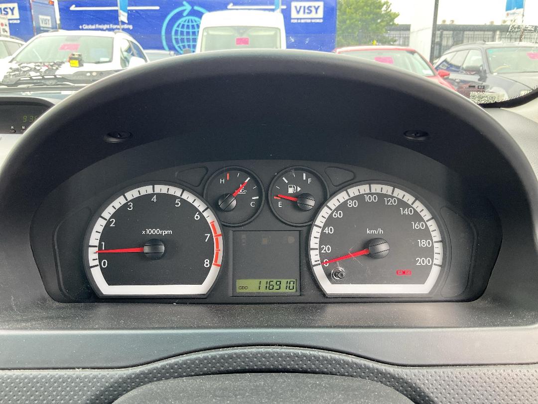 Photo '8' of Holden Barina