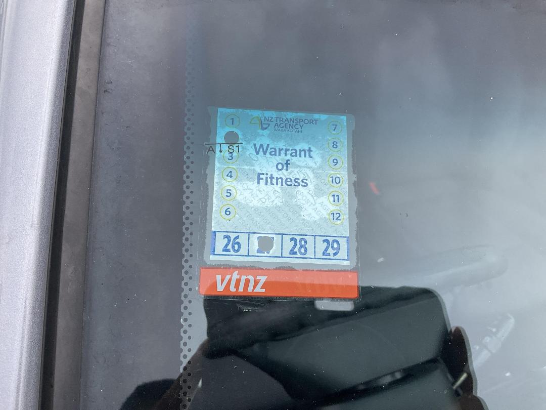 Photo '11' of Holden Barina