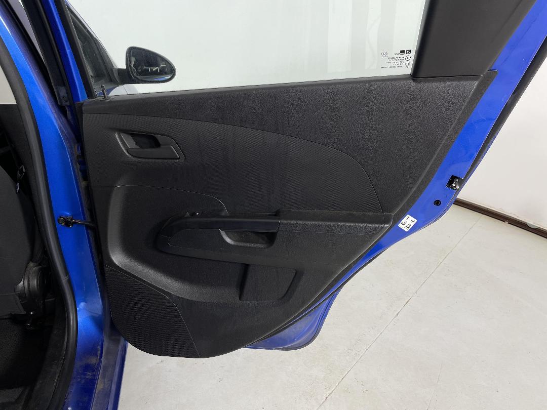 Photo '19' of Holden Barina