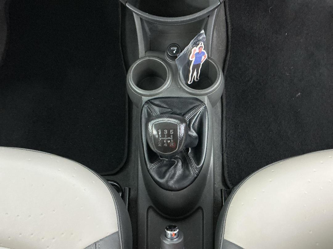 Photo '23' of Holden Barina Spark