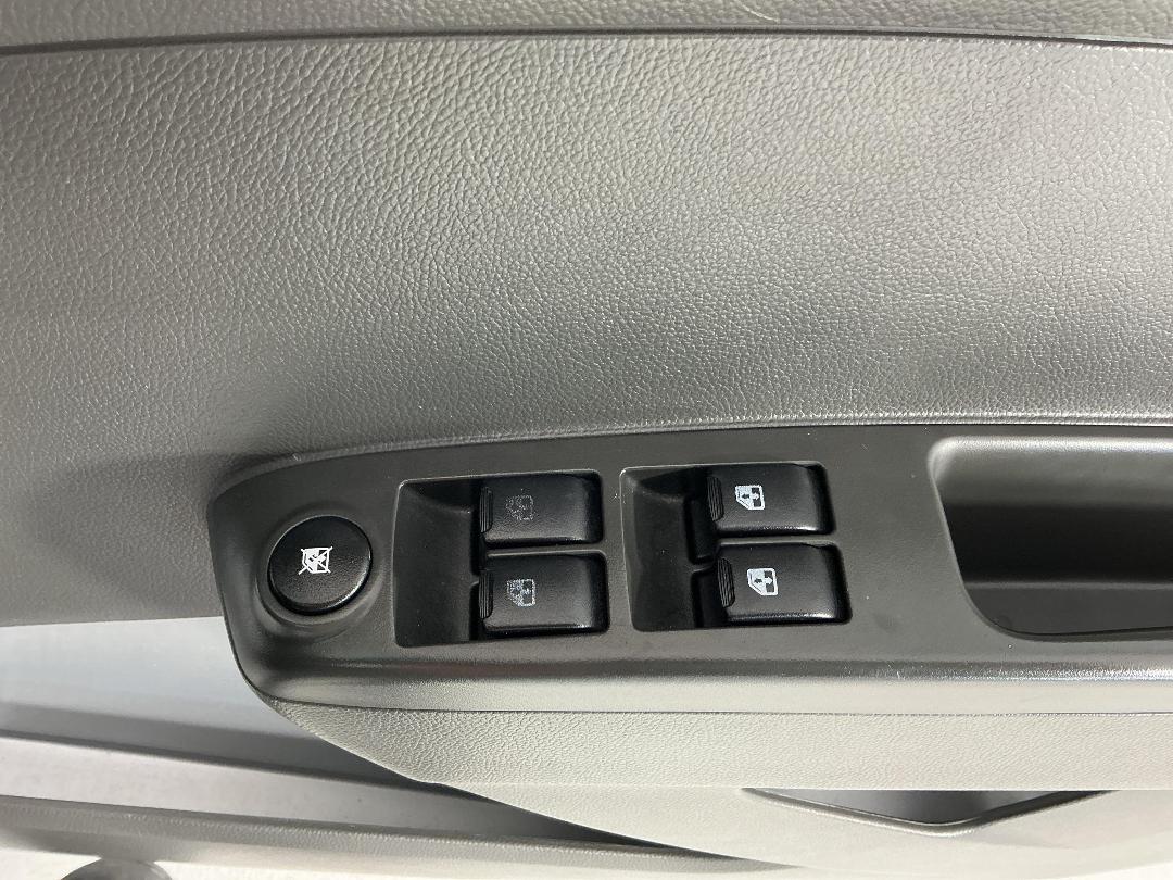 Photo '25' of Holden Barina Spark