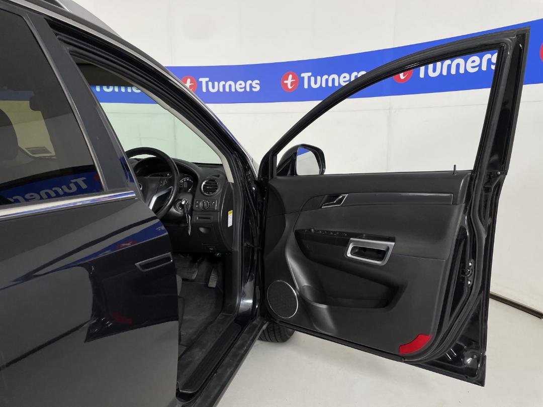 Photo '10' of Holden Captiva 5 Photo '10' of Holden Captiva 5