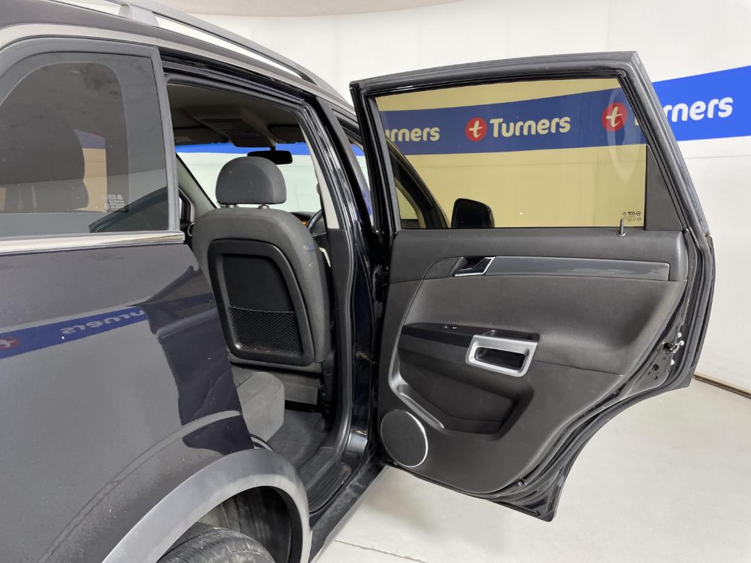 Photo '14' of Holden Captiva 5 Photo '14' of Holden Captiva 5