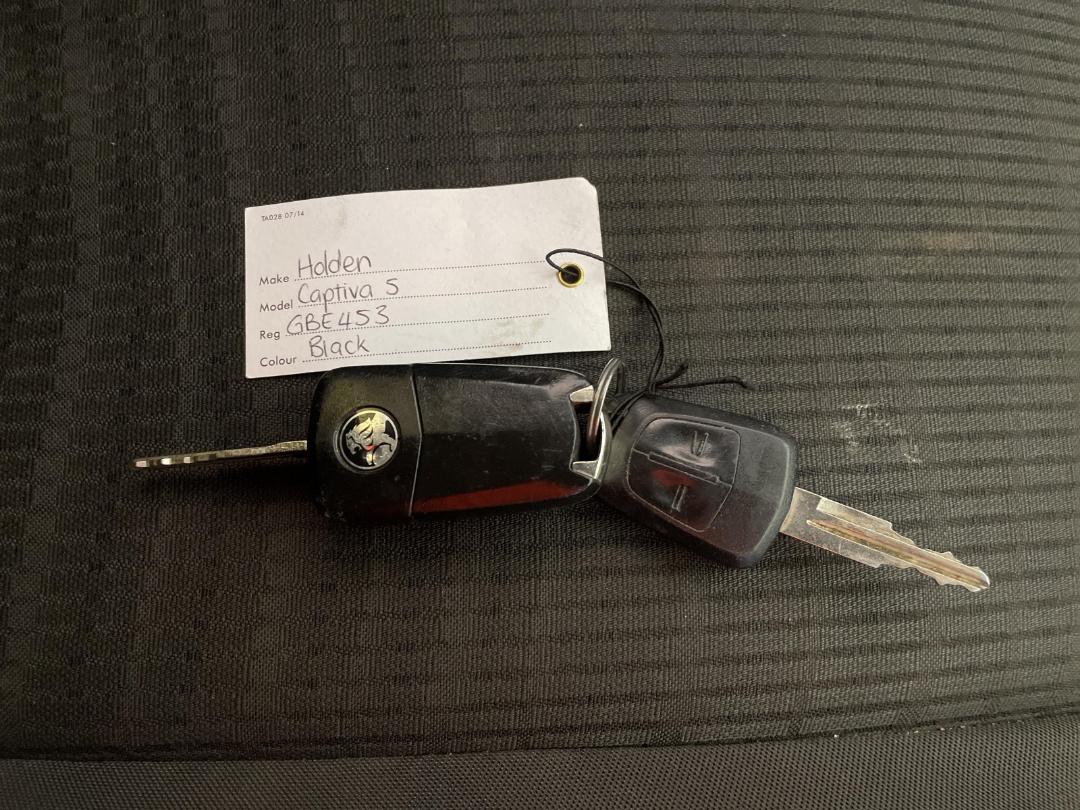 Photo '17' of Holden Captiva 5 Photo '17' of Holden Captiva 5