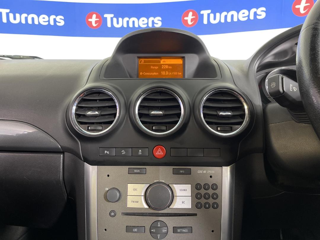 Photo '13' of Holden Captiva 5 Photo '13' of Holden Captiva 5