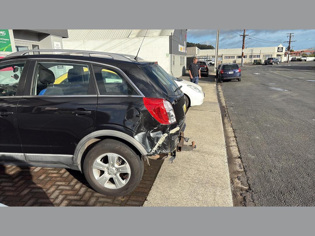 Photo '10' of Holden Captiva 5 Photo '10' of Holden Captiva 5