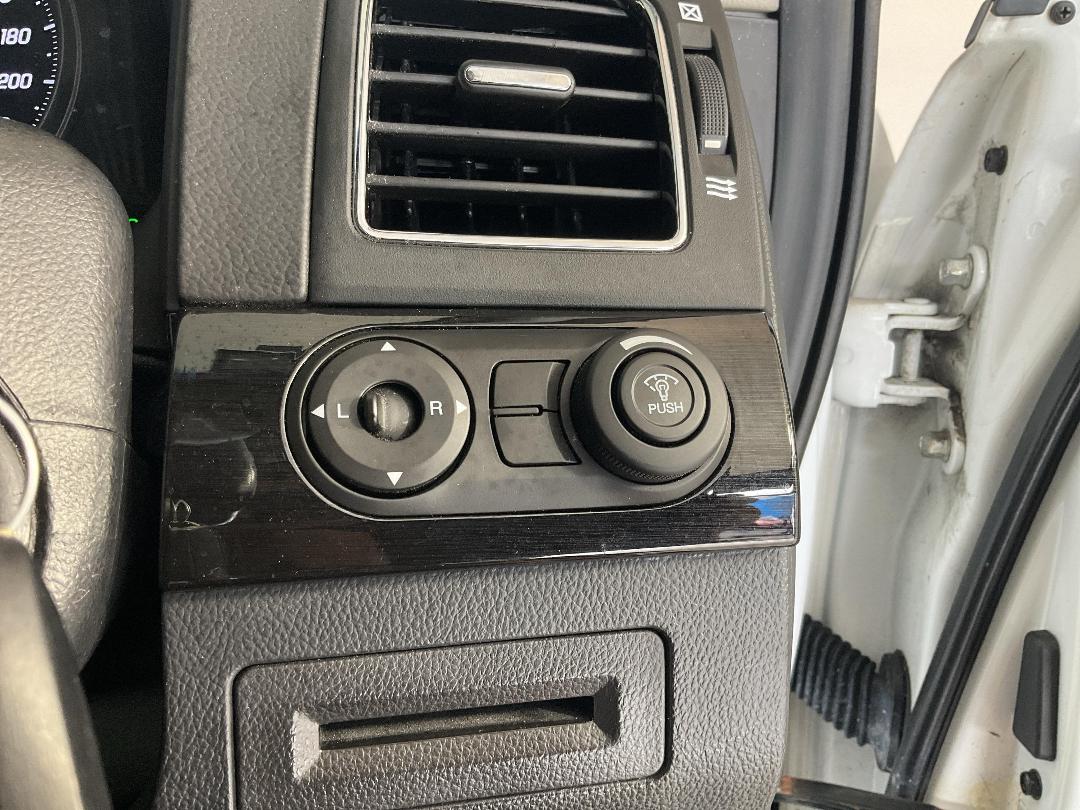 Photo '27' of Holden Captiva 7