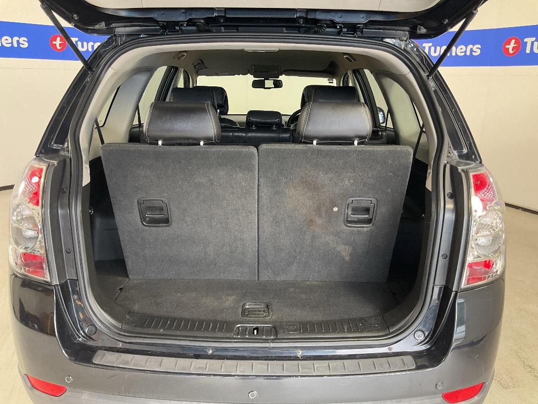 Photo '12' of Holden Captiva 7 LX V6