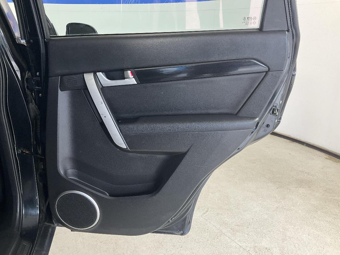 Photo '17' of Holden Captiva 7 LX V6