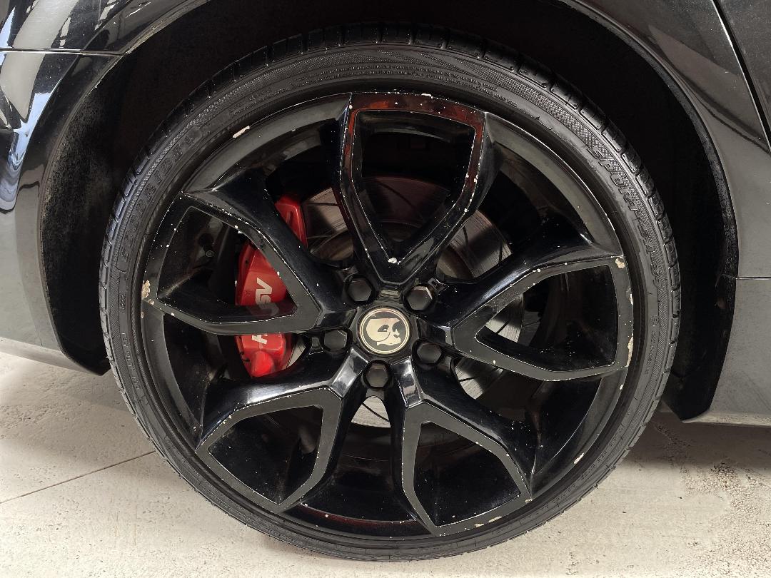 Photo '12' of Holden Commodore Photo '12' of Holden Commodore