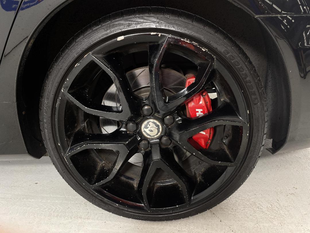 Photo '11' of Holden Commodore Photo '11' of Holden Commodore