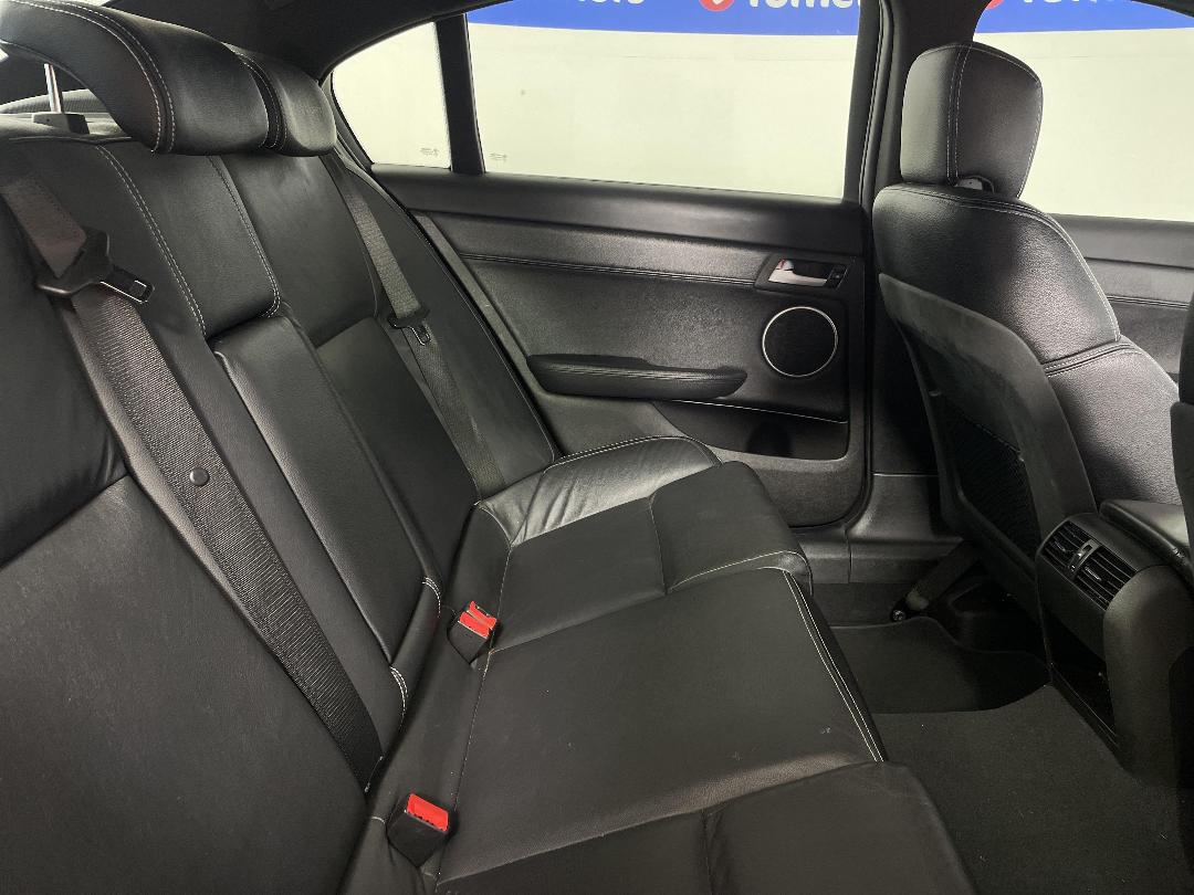 Photo '20' of Holden Commodore Photo '20' of Holden Commodore