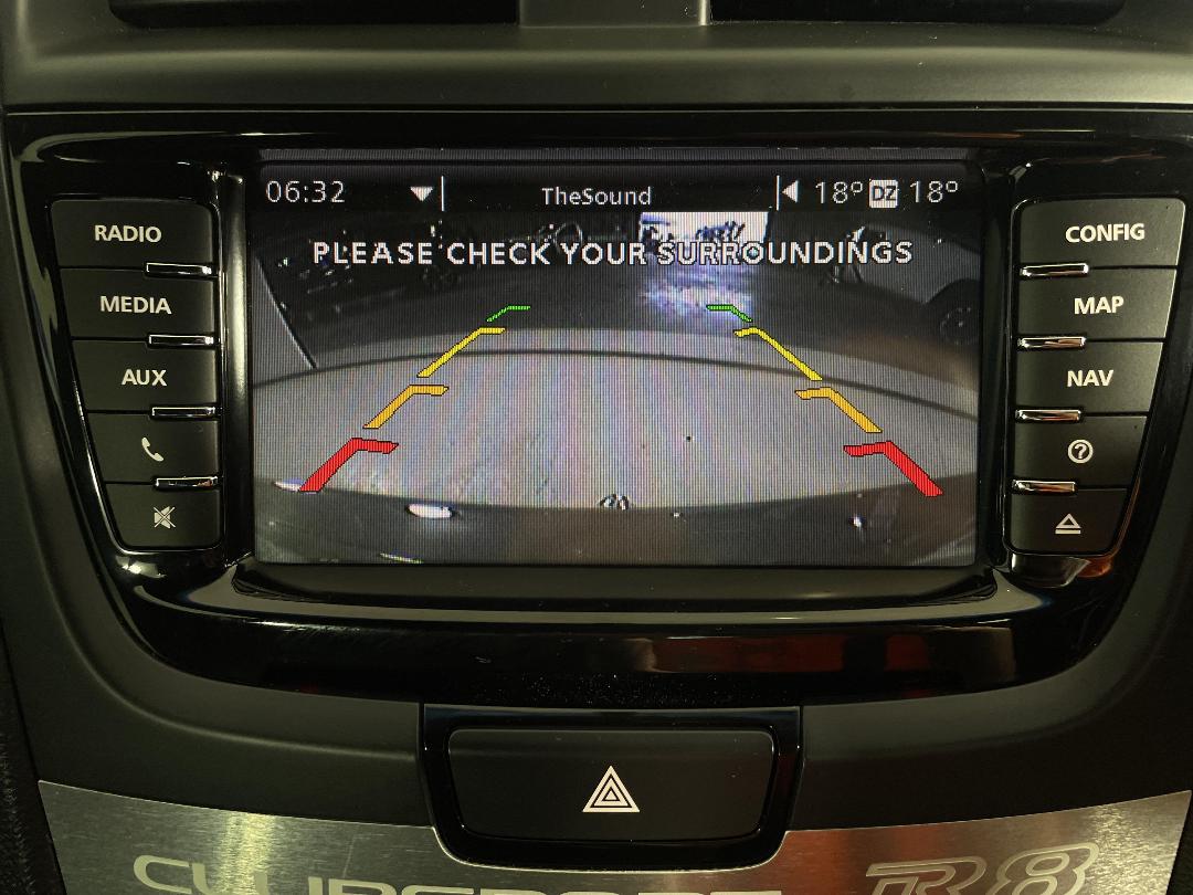 Photo '24' of Holden Commodore Photo '24' of Holden Commodore