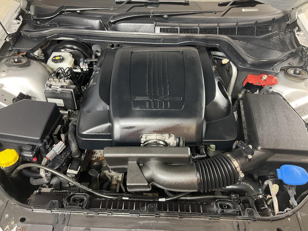 Photo '13' of Holden Commodore Photo '13' of Holden Commodore