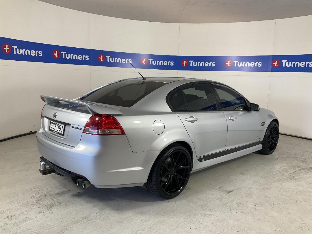 Photo '7' of Holden Commodore Photo '7' of Holden Commodore