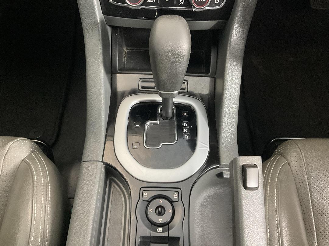 Photo '18' of Holden Commodore Photo '18' of Holden Commodore