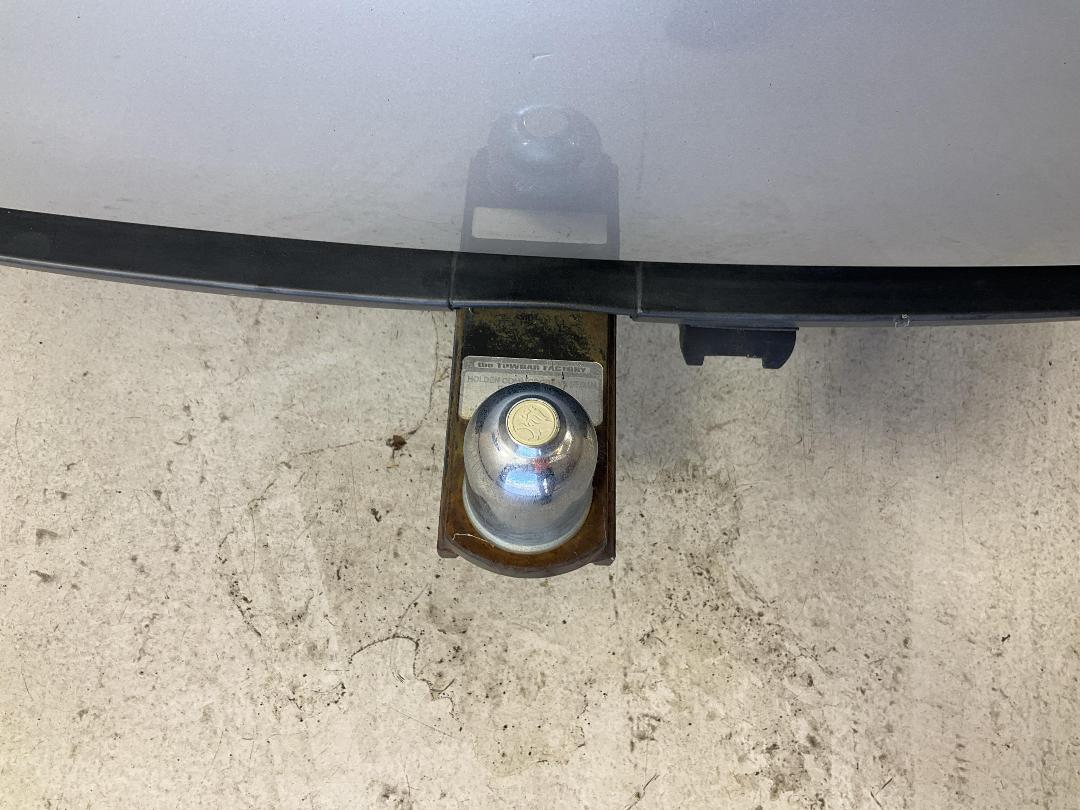 Photo '30' of Holden Commodore Photo '30' of Holden Commodore