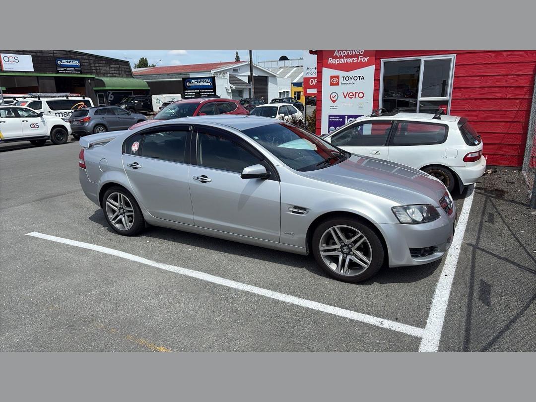 Photo '3' of Holden Commodore Berlina
