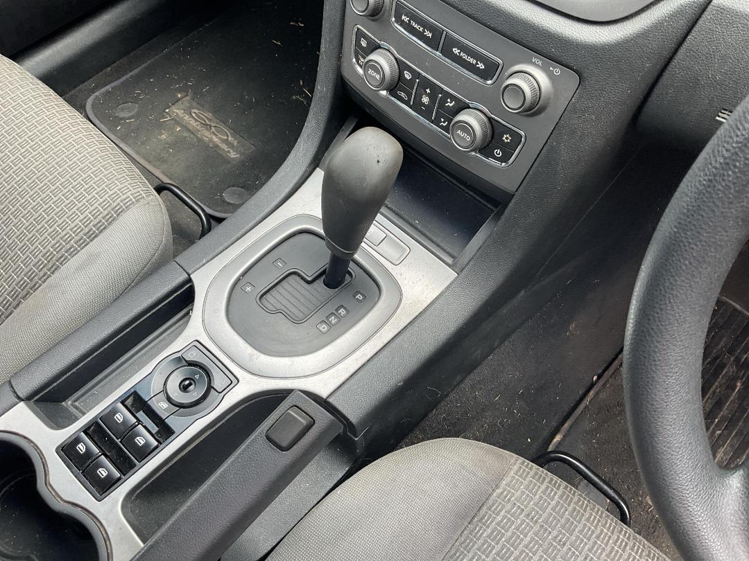 Photo '12' of Holden Commodore Omega