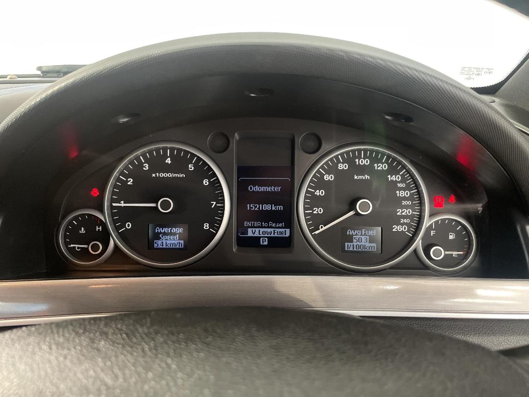 Photo '21' of Holden Commodore