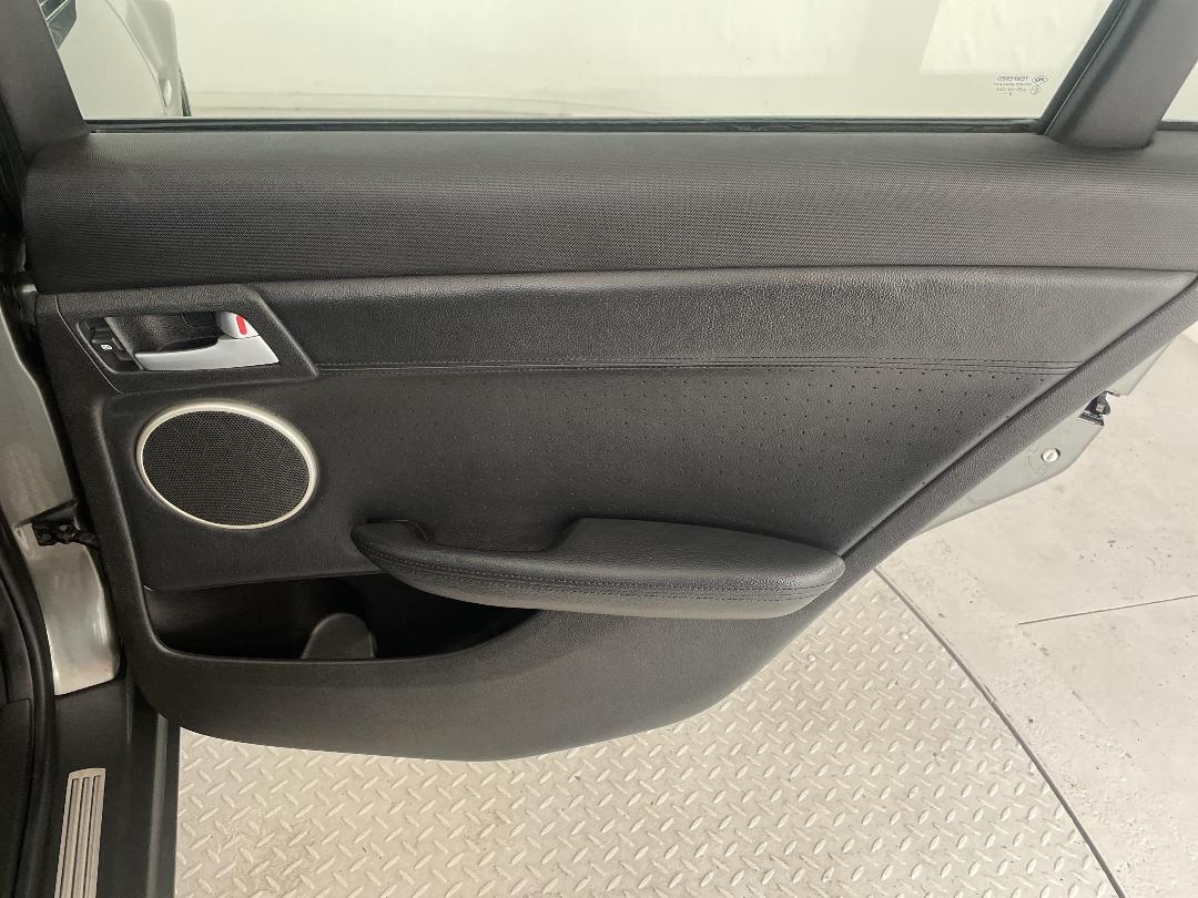 Photo '19' of Holden Commodore