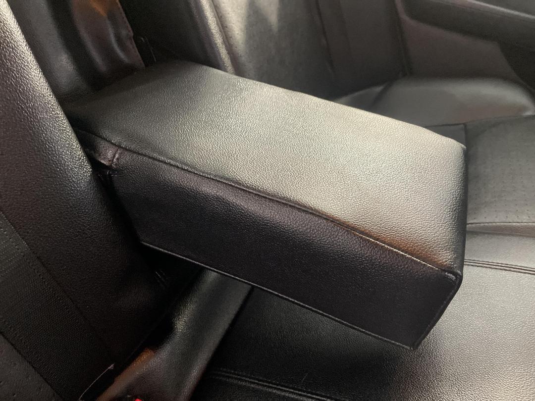 Photo '23' of Holden Commodore